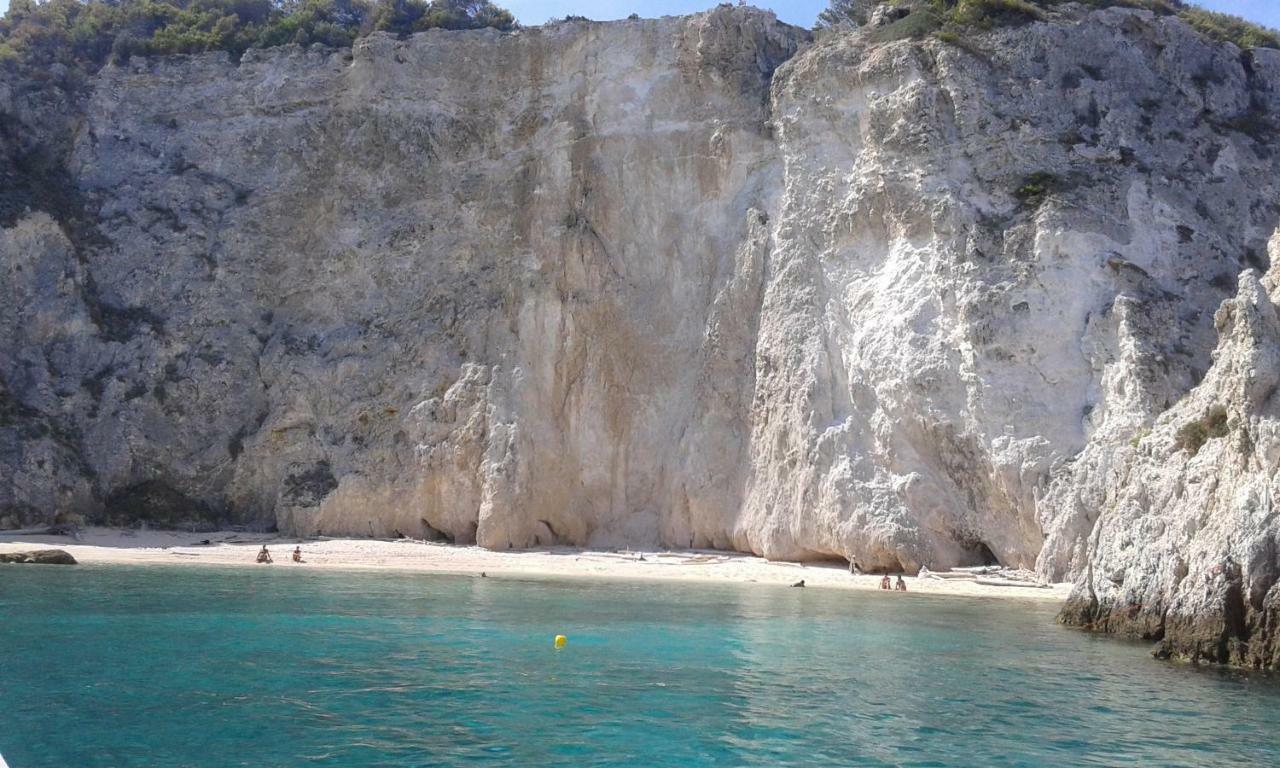 Appartamento Tra Mare E Lago Фоче-Варано Экстерьер фото